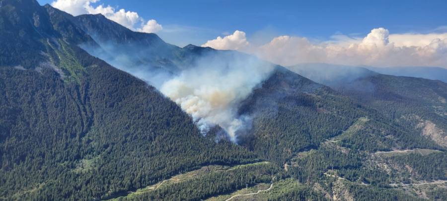 Muere un segundo bombero en Canad&aacute; en combate de incendios forestales