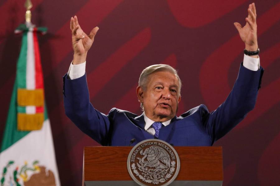 AMLO acata medidas del INE y eliminan mañaneras donde habla de Xóchitl Gálvez