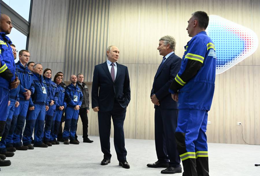 Putin inaugura el megaproyecto Arctic LNG 2 de gas natural licuado