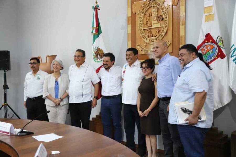 Zoé Robledo y Salomón Jara revisan avances para integrar Servicios de Salud de Oaxaca a IMSS-Bienestar