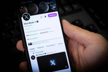 Elon Musk y Linda Yaccarino presentan la nueva era de Twitter con el logotipo 'X'