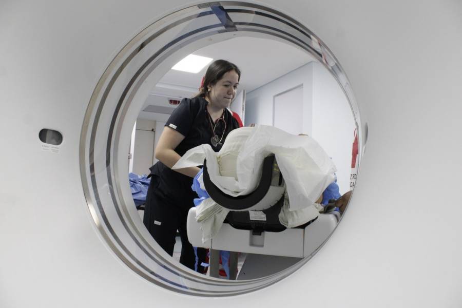 Sedesa invertir&aacute; 302 mdp para sustituir tom&oacute;grafos en hospitales de la CDMX