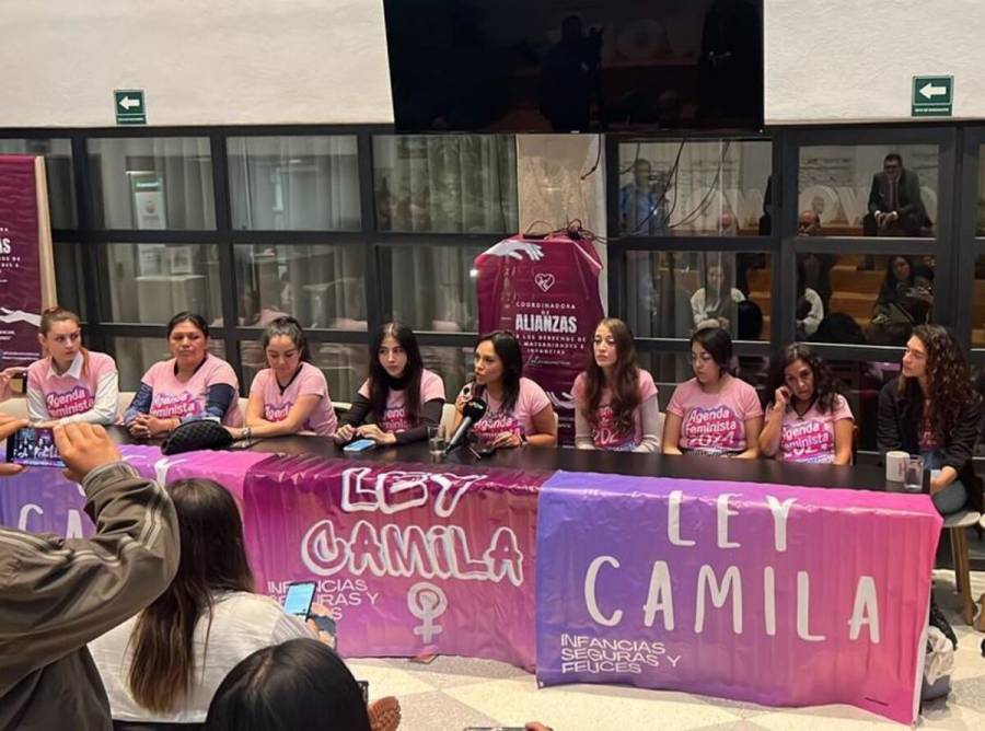 Colectivas exigen a presidenciales suscribir agenda feminista