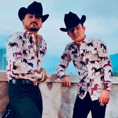 Los Dos Carnales y El Micha se unen para encender la fiesta de Premios Monitor Music Awards