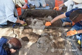 Descubren entierro m&uacute;ltiple en la Zona Arqueol&oacute;gica de La Ferrer&iacute;a, en Durango
