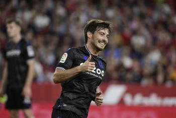 Tras lesi&oacute;n, David Silva anuncia su retiro