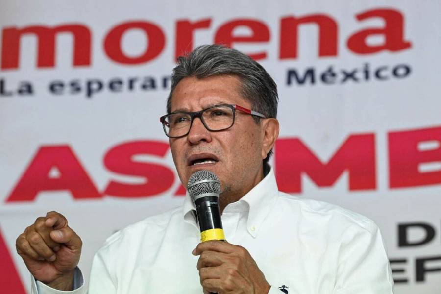Ricardo Monreal cuestiona silencio de Mario Delgado sobre gasto en espectaculares