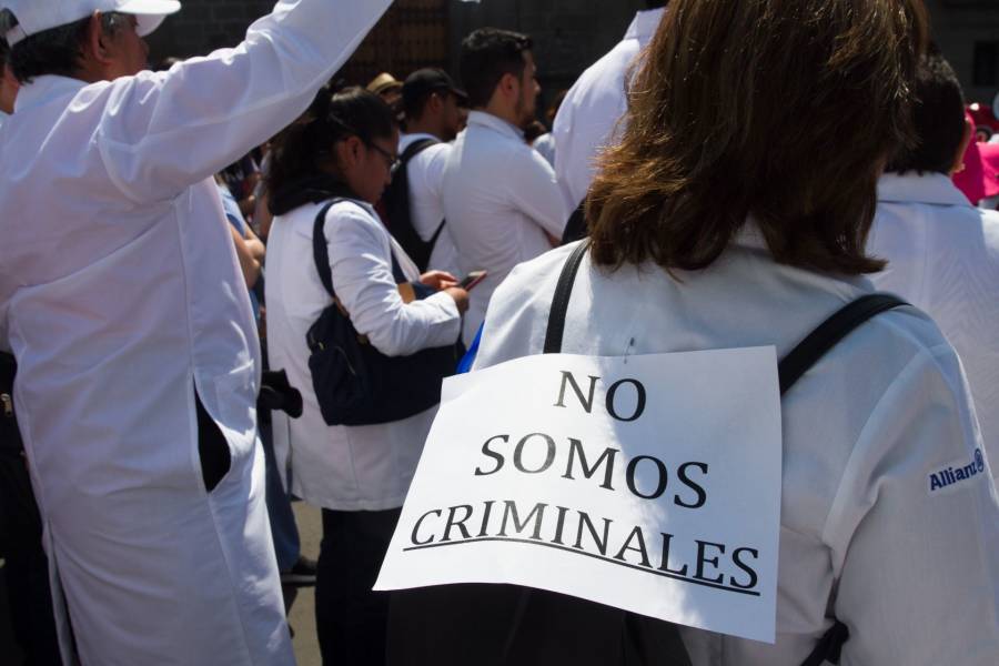 FGR procede penalmente contra médico por adquisición de sustancias ilegales