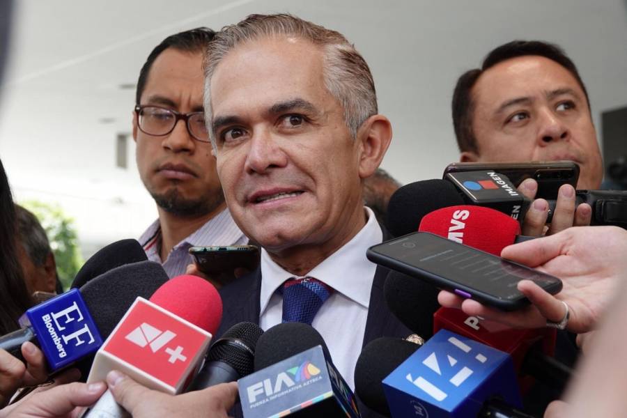 Miguel Ángel Mancera Espinosa en su camino por el Frente Amplio por México