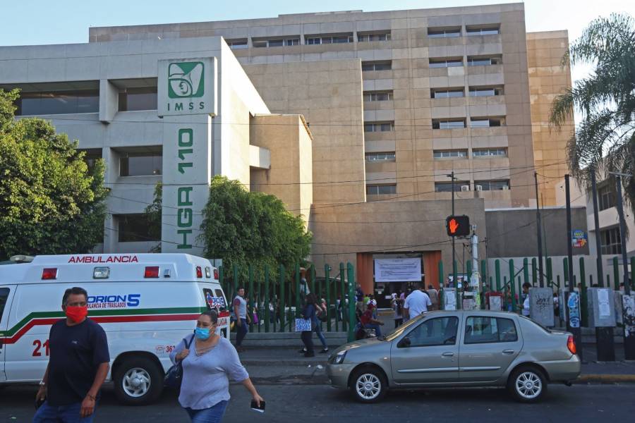 Rescates de emergencia en elevadores del IMSS: Segundo incidente en tres d&iacute;as