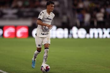 Pumas confirma fichaje de Jorge Ruvalcaba con el Standard de Lieja