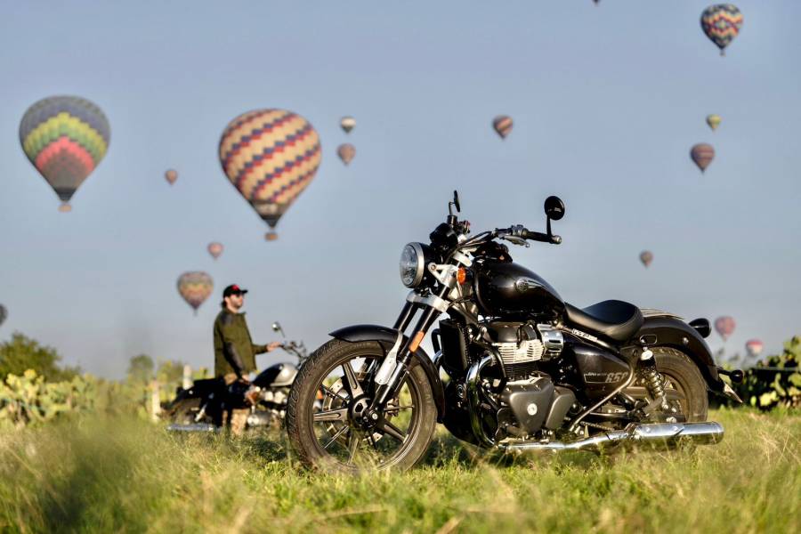 Royal Enfield apuntala su oferta de cruisers con la nueva Super Meteor 650