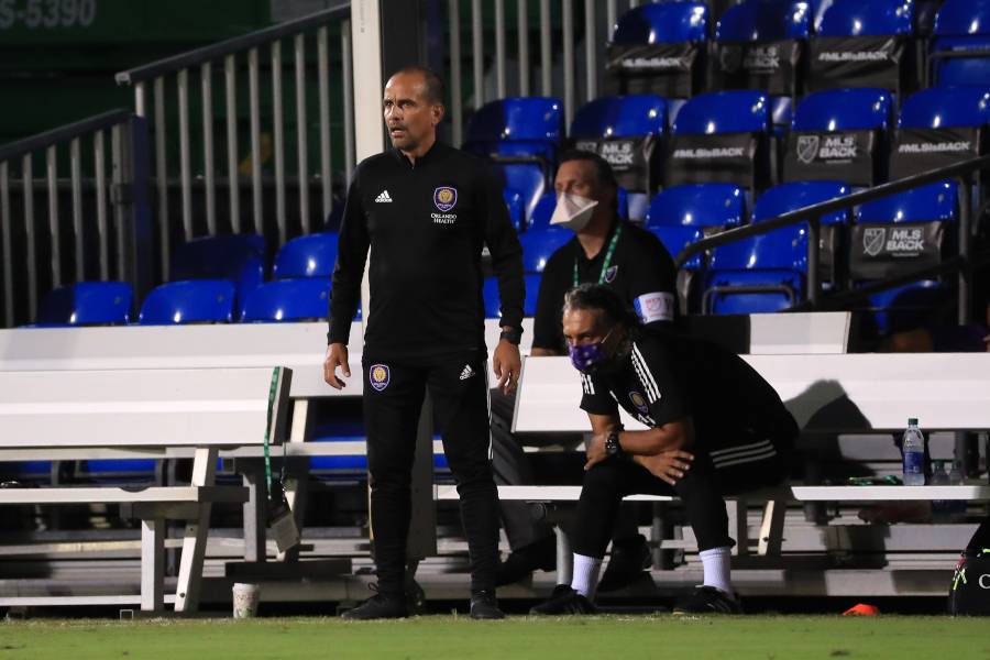 Entrenador de Orlando City critica al árbitro y al 