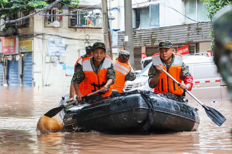 Al menos 30 muertos en inundaciones históricas en China