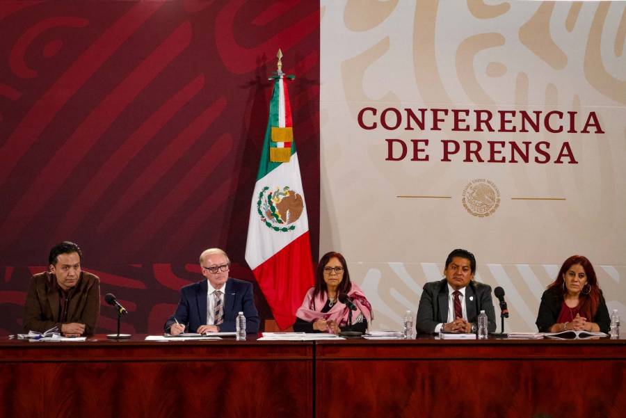 Se lleva a cabo conferencia sobre libros de Texto Gratuitos
