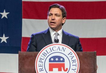 DeSantis, rival de Trump, despide a su directora de campa&ntilde;a