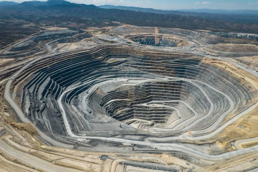 Diputados de oposición pretenden que el Estado pierda rectoría sobre recursos minerales: CJEF