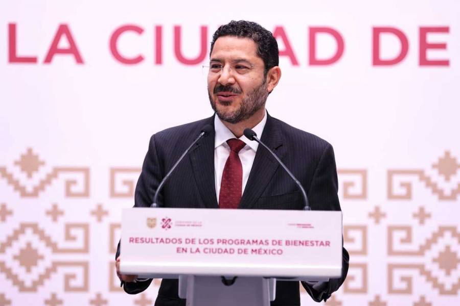 La 4T disminuyó pobreza, desigualdades e incrementó ingresos con programas sociales: Martí Batres