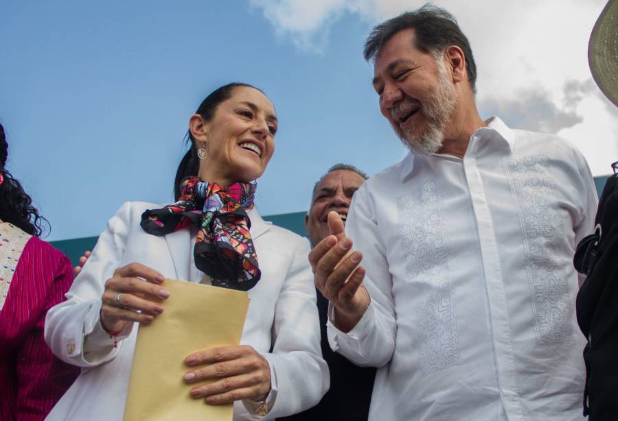 Fernández Noroña se solidariza con Sheinbaum por ser la “mujer más atacada” de México