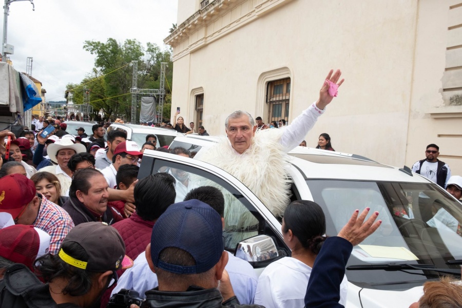 Adán Adán Augusto López reconoce logros en reducción de pobreza y respalda programas sociales de López Obrador