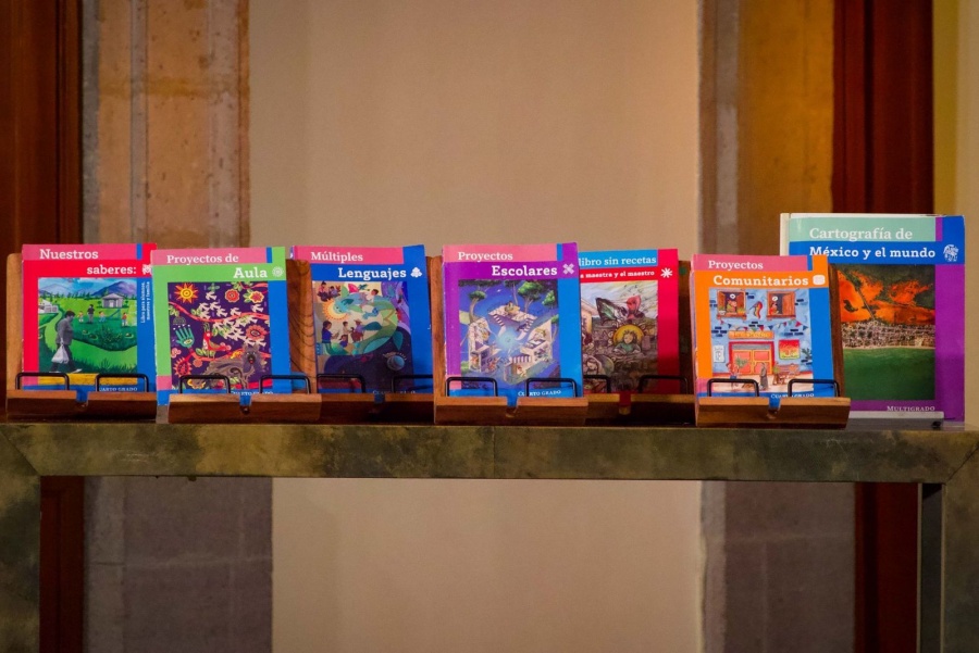 Libros gratuitos en CDMX se entregarán pese a oposición, asegura Martí Batres