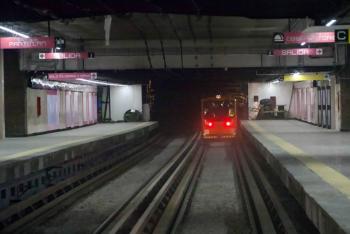 Tren del metro detenido por rescate de persona: Se reactiva la línea 1 tras incidente