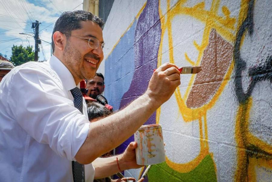 Recorre Martí Batres colonia Morelos en jornada del programa 
