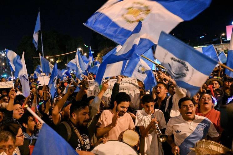 Tras victoria de Arévalo SRE envía felicitación a pueblo de Guatemala