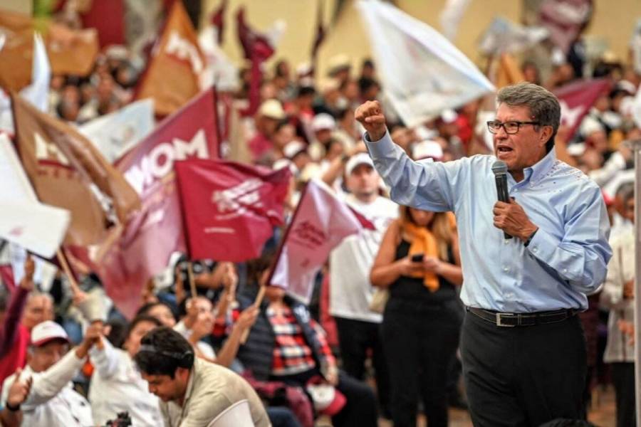 Ricardo Monreal llama a la unidad en Morena tras riesgo de ruptura