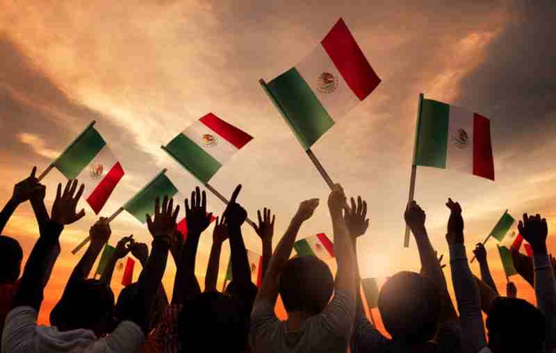 Anuncian El Grito de Ia Independencia mexicana en Los Angeles