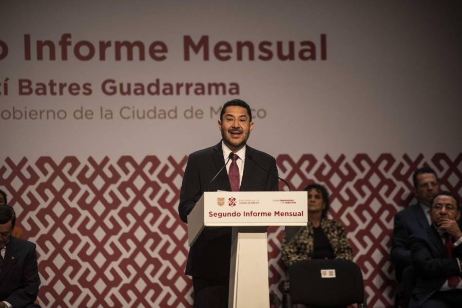 Martí Batres: 