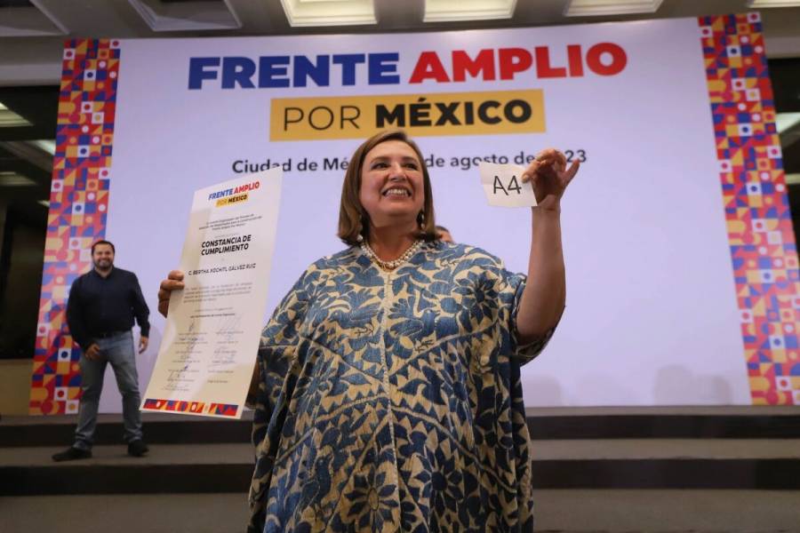 X&oacute;chitl G&aacute;lvez ofrece ‘premio de consolaci&oacute;n’ a Santiago Creel