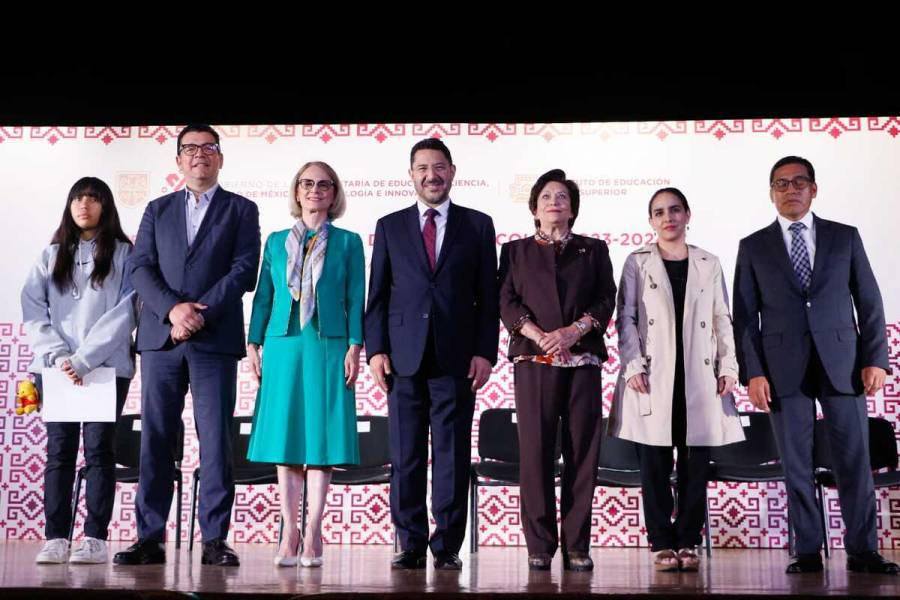 La educaci&oacute;n es la columna vertebral de la pol&iacute;tica social en la CDMX: Mart&iacute; Batres
