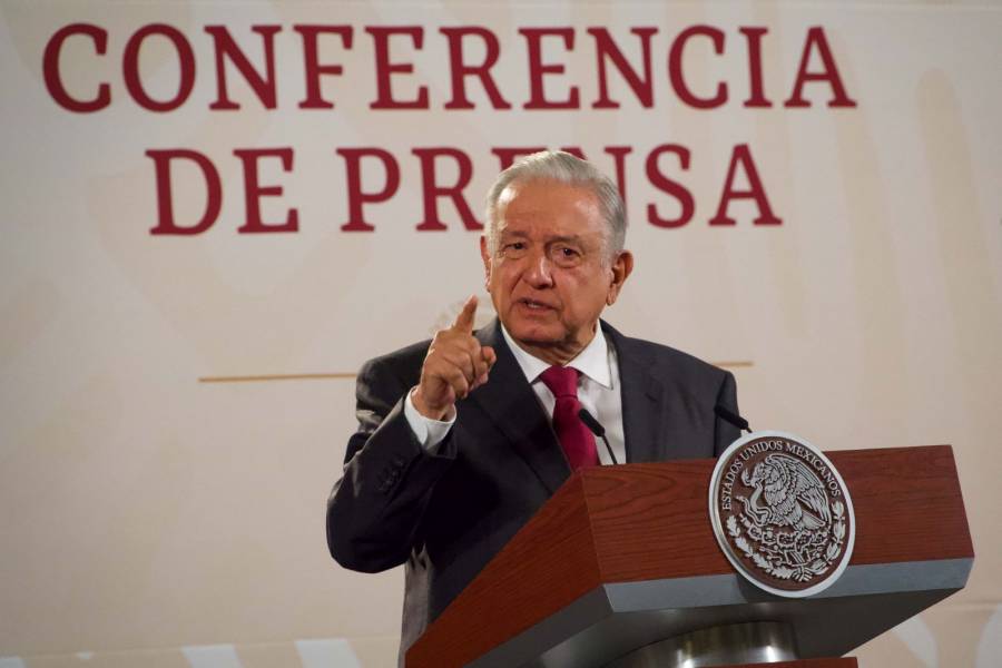 López Obrador arremete contra Luis María Aguilar por libros de texto