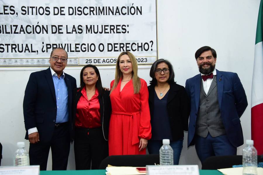 Diputados y autoridades de la Ciudad de México impulsan medidas para garantizar una menstruación digna a mujeres recluidas
