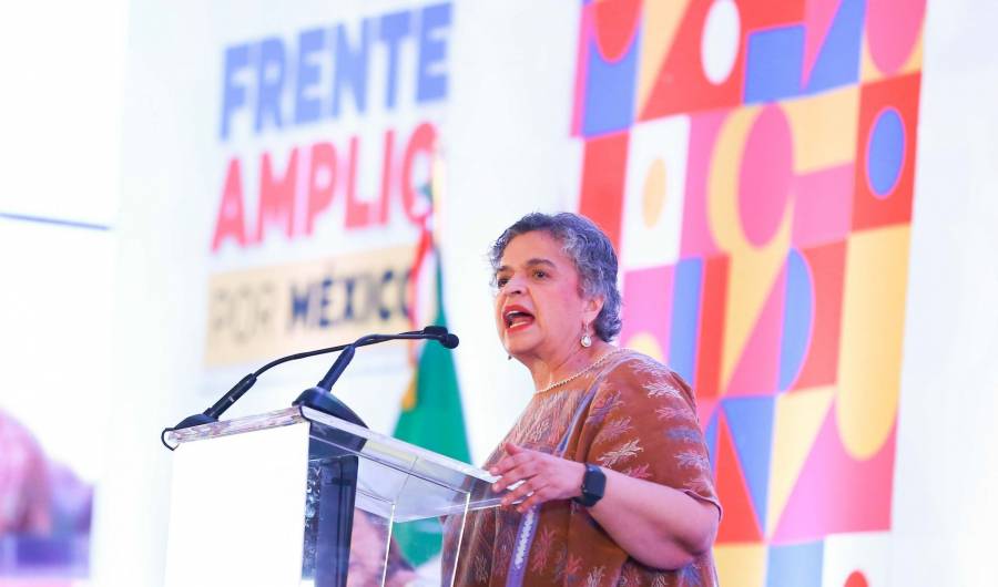“Esperaré los resultados oficiales”: Beatriz Paredes descarta declinar