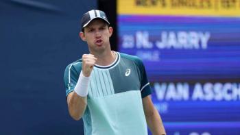 El chileno Jarry es barrido por De Mi&ntilde;aur en tercera ronda del US Open
