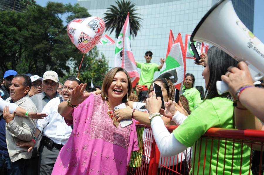 Xóchitl Gálvez recibe constancia para la candidatura del Frente Amplio por México