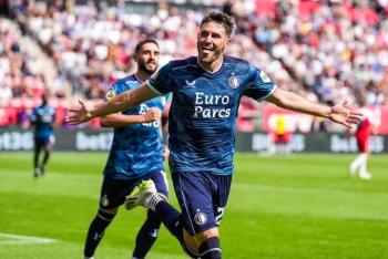 Santiago Gim&eacute;nez anota un doblete en la victoria del Feyenoord