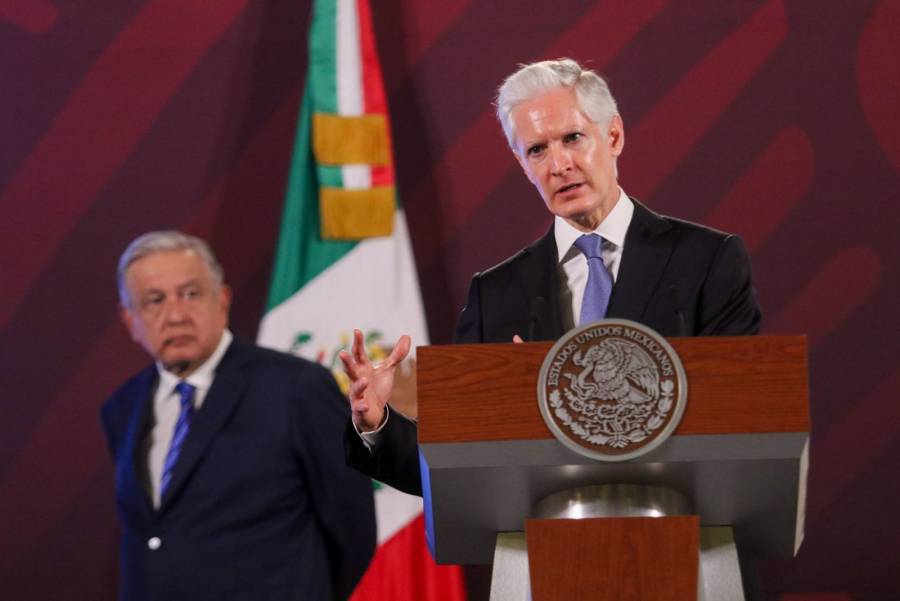 AMLO acudir&aacute; al &uacute;ltimo informe de Alfredo del Mazo porque 