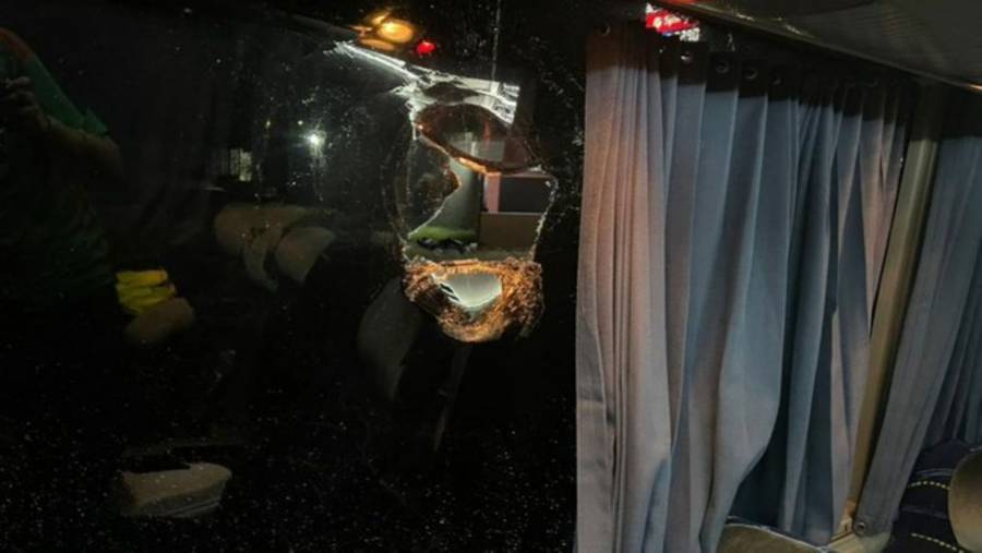 VIDEO | Violencia post-partido: Aficionados de chivas agreden a seguidores de Monterrey