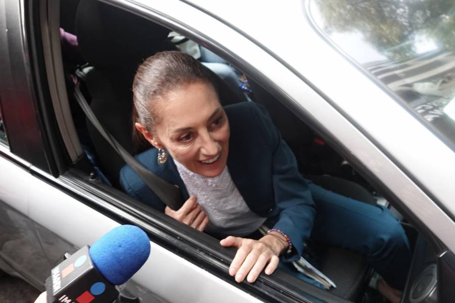 Claudia Sheinbaum dice estar dispuesta a platicar con Ebrard ante resultados de la encuesta de Morena