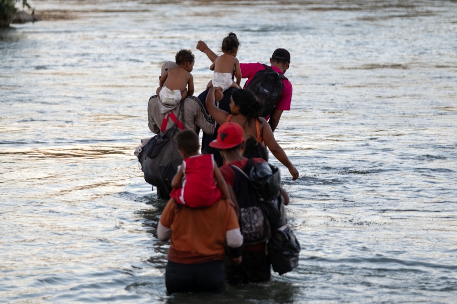 Récord de migrantes menores en América Latina, alerta Unicef