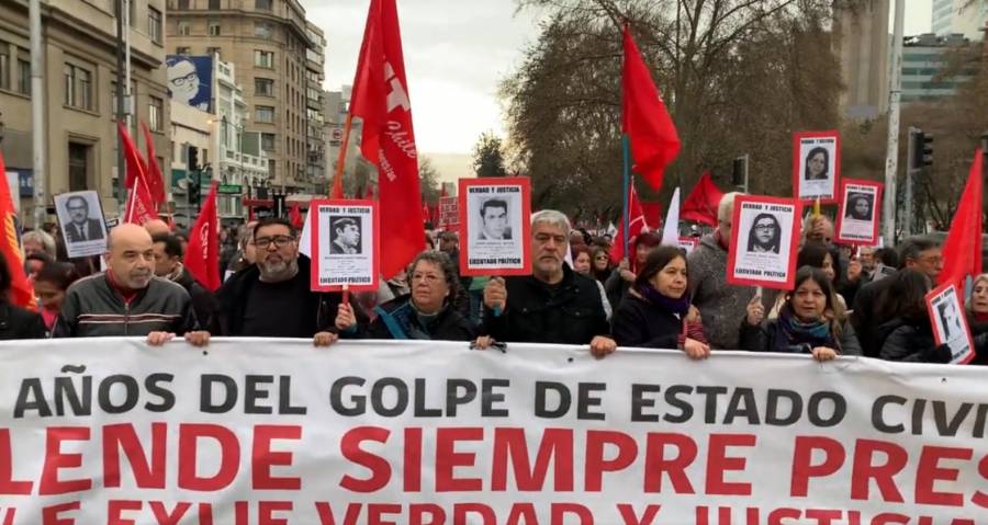 Disturbios en torno a Palacio de La Moneda horas antes de reunión de Boric y AMLO