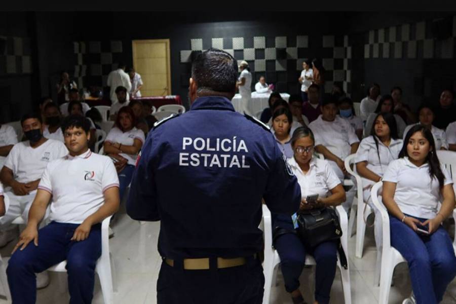 Jornada de concientización contra las adicciones a mil 550 estudiantes en Veracruz