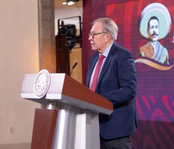 Alcocer recuerda a Allende en su faceta de pol&iacute;tico y m&eacute;dico