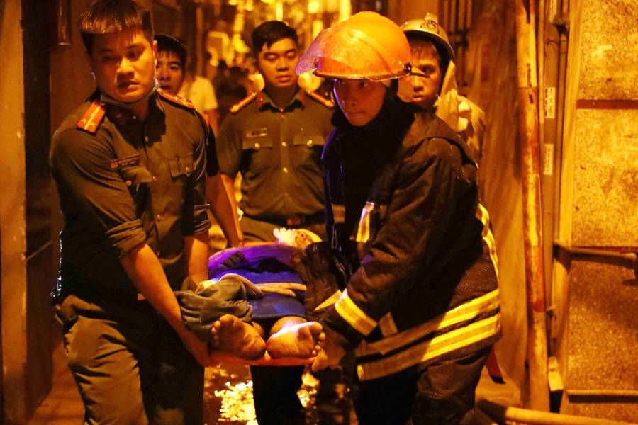 Más de 50 muertos en Vietnam en el incendio de un edificio