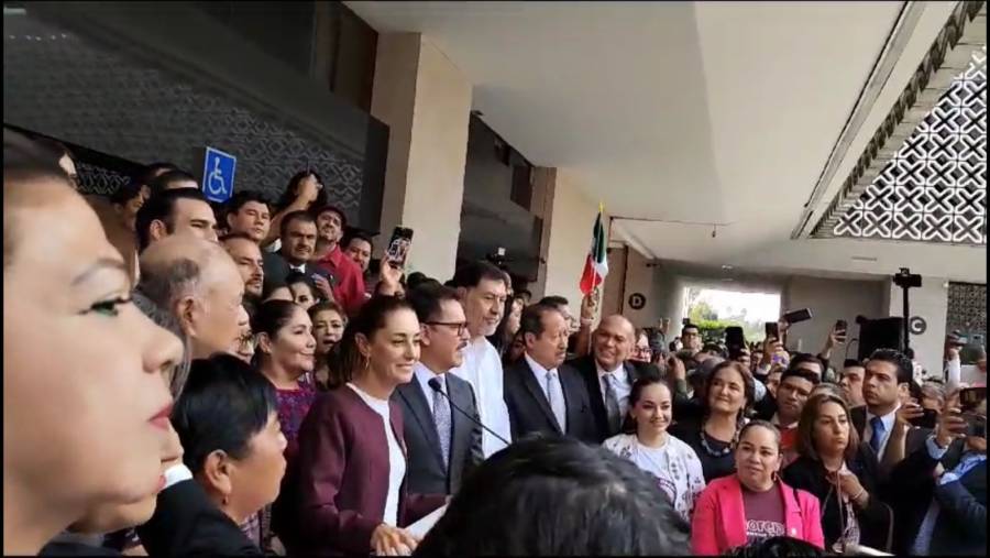 Claudia visita San Lázaro y habla sobre iniciativa de presupuesto de AMLO y pedir unión entre morenistas