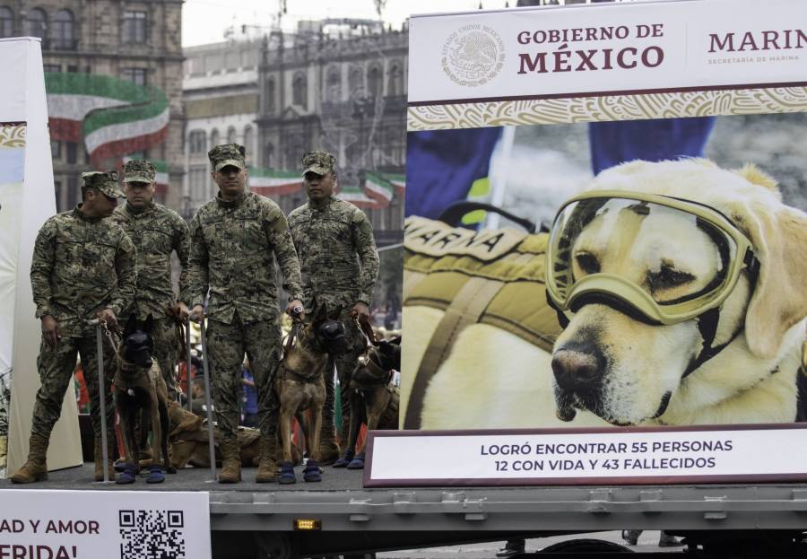 La perrita rescatista Frida fue recordada en el desfile militar