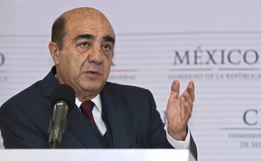 Fue aplazada a enero, audiencia de Murillo Karam